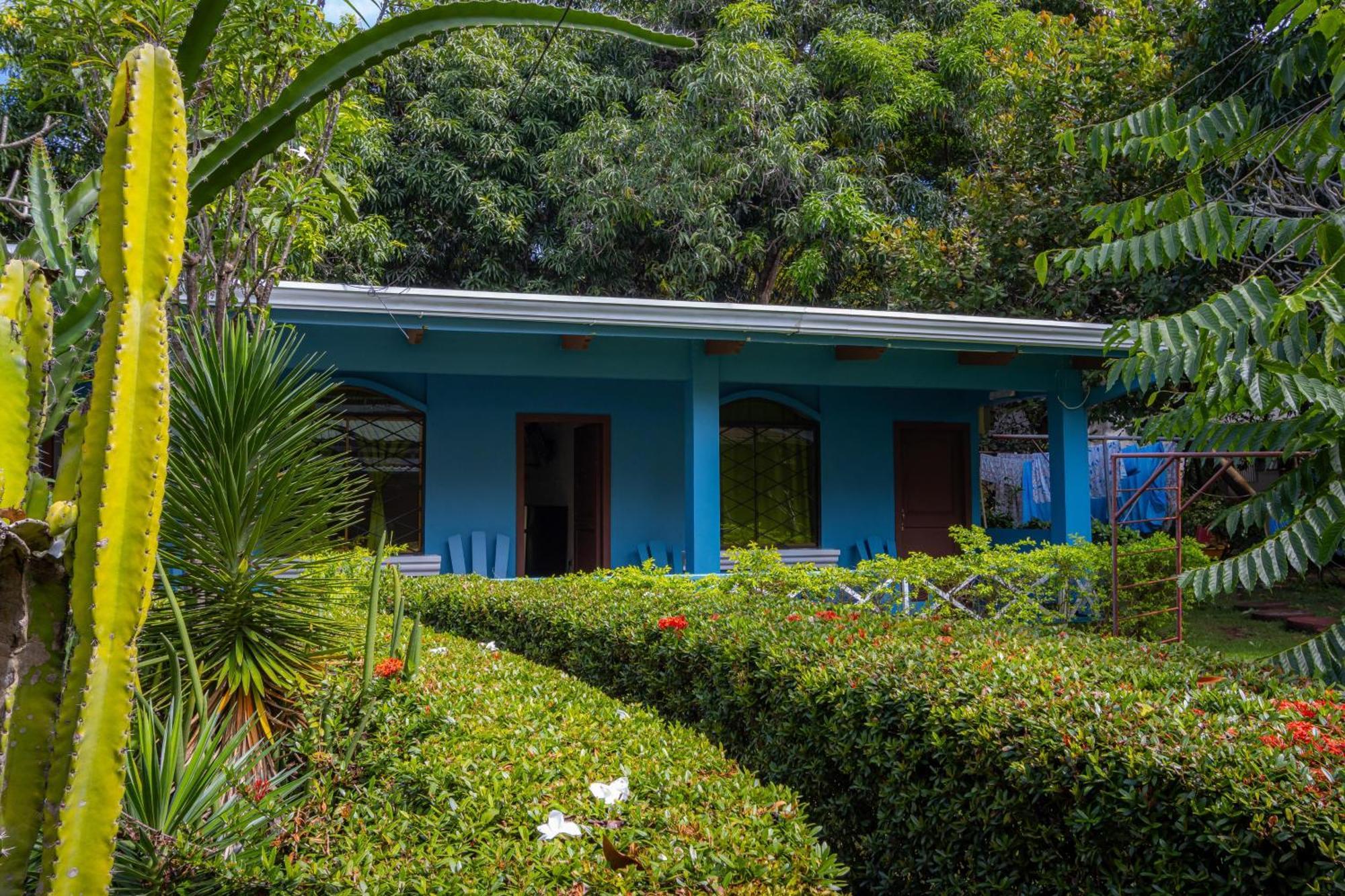 Hotel Marielos Tamarindo Extérieur photo