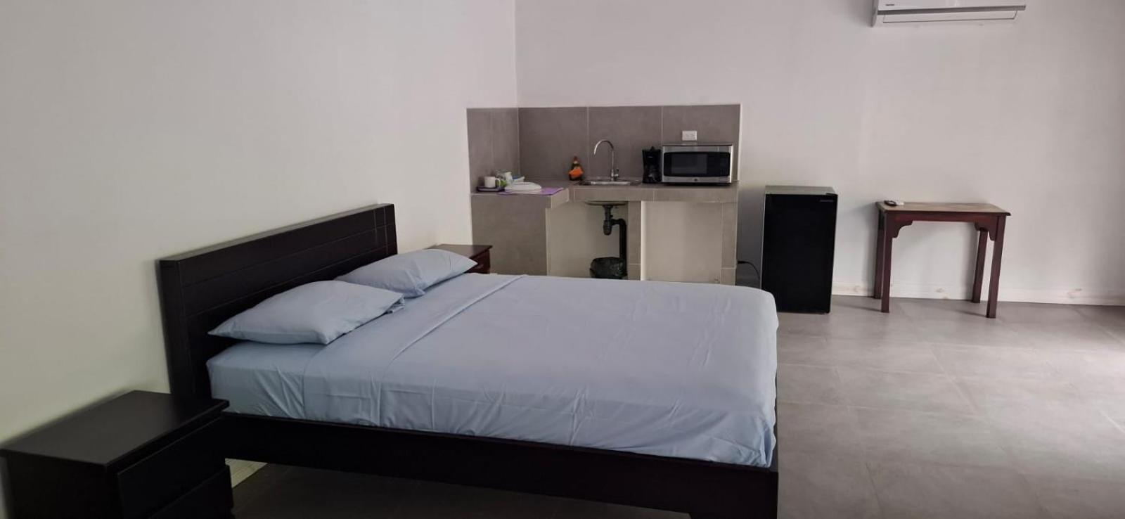 Hotel Marielos Tamarindo Extérieur photo