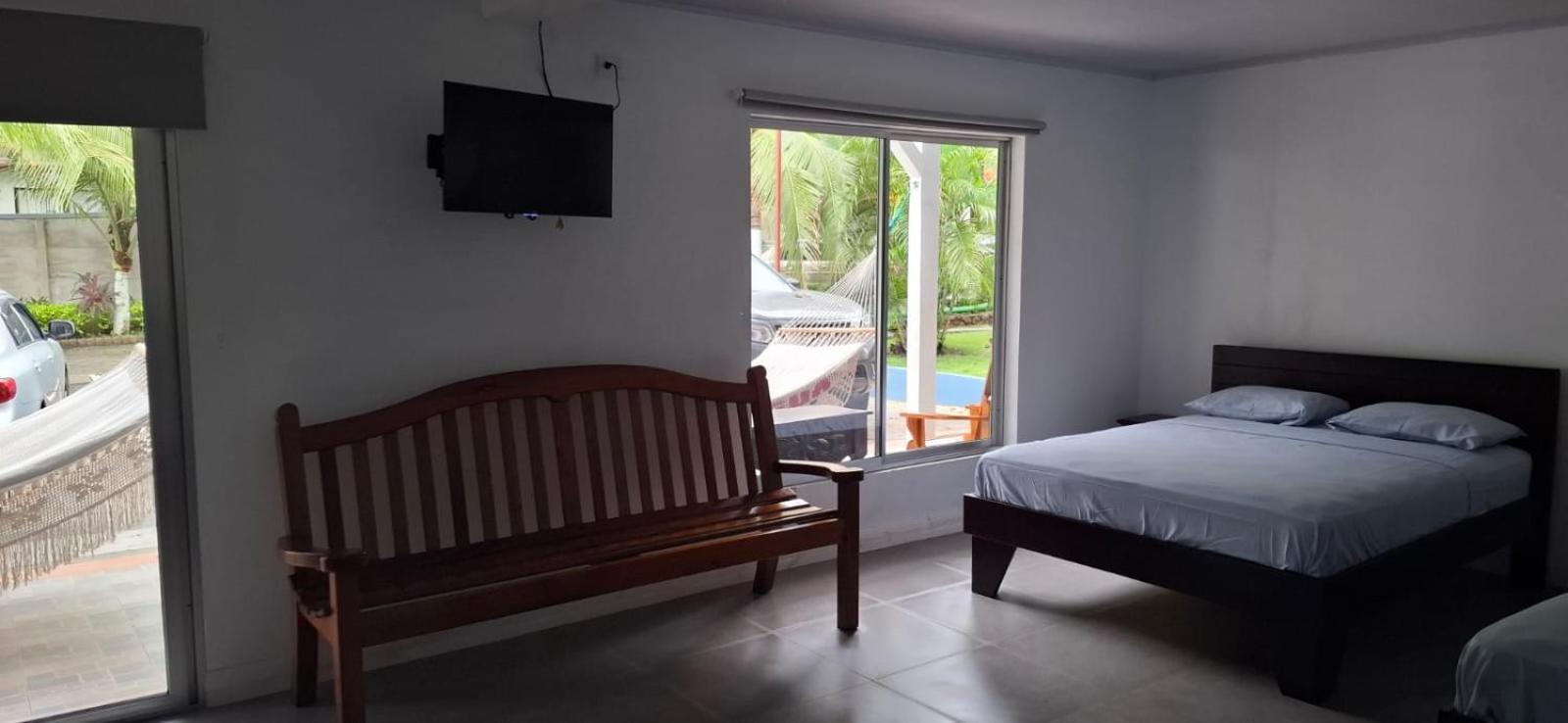 Hotel Marielos Tamarindo Extérieur photo