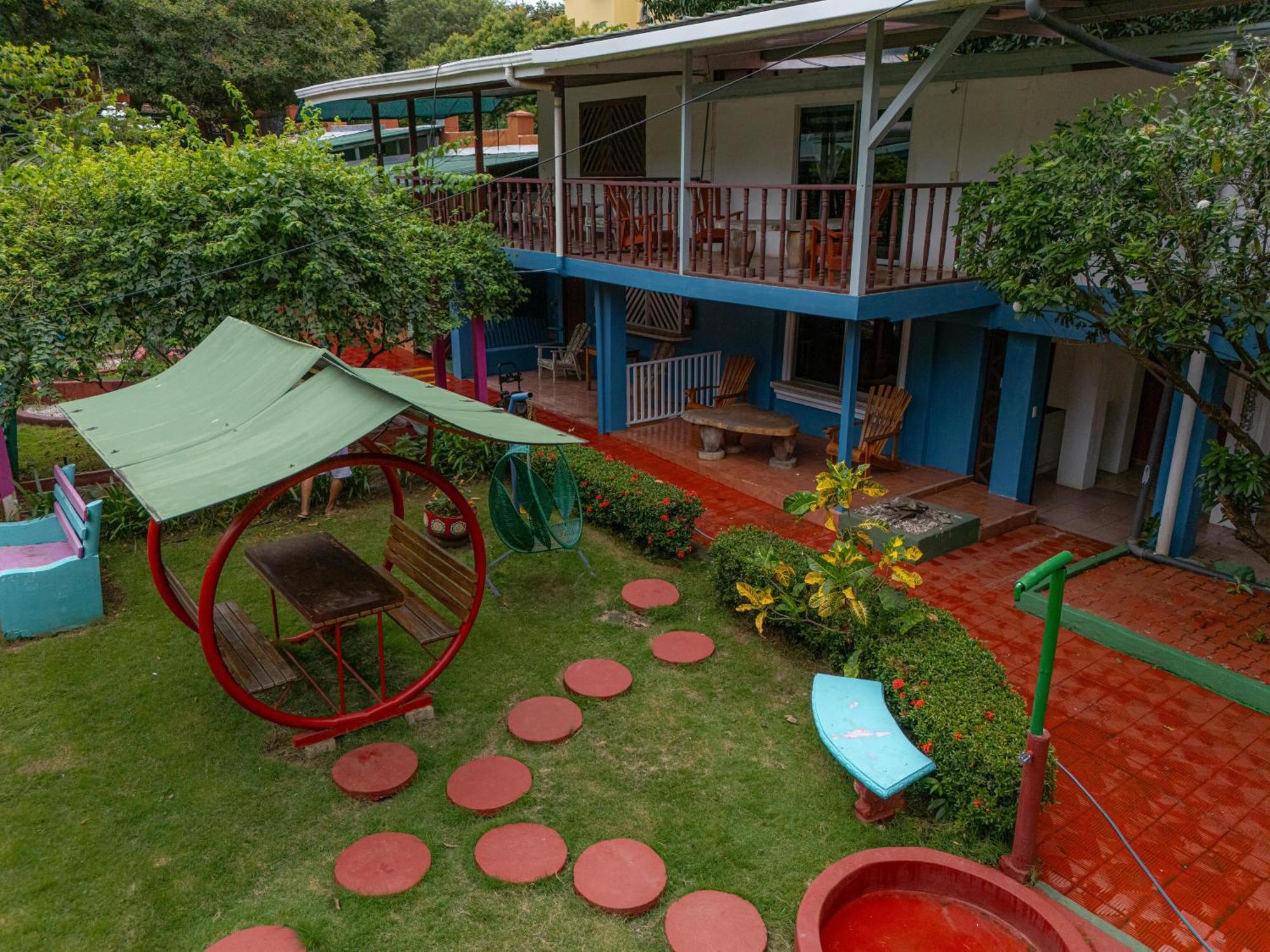 Hotel Marielos Tamarindo Extérieur photo